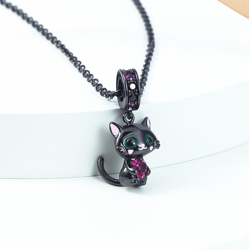Black Cat Embraces Heart Gemstone Necklace Black Plated_3