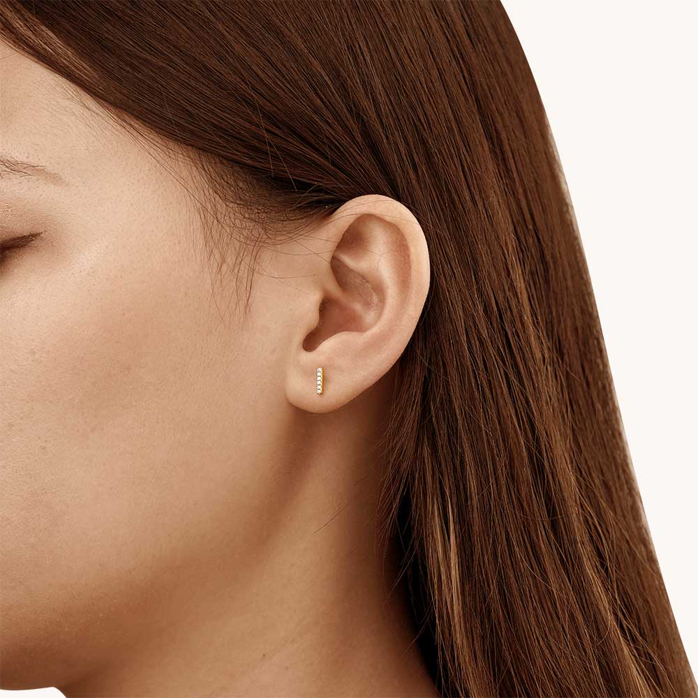 Gnoce Dainty Bar Stud Earrings_3
