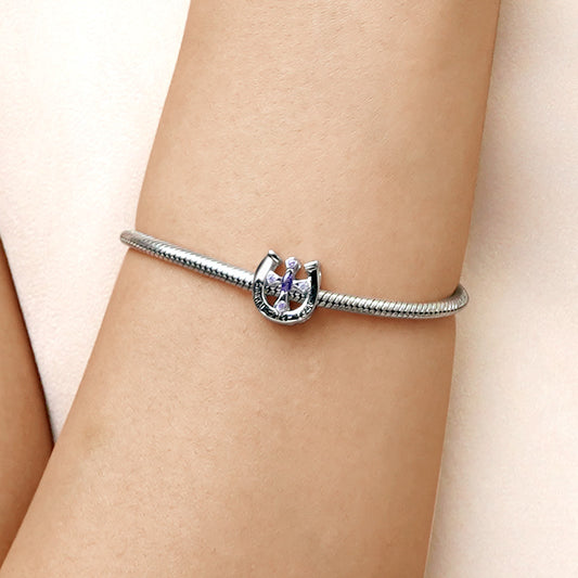 Gnoce "Faith over Fear " Lucky Horseshoe Cross Charm_4