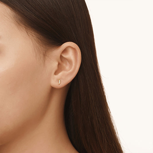 Gnoce Half Crescent Moon Shaped Diamond Stud Earrings_6