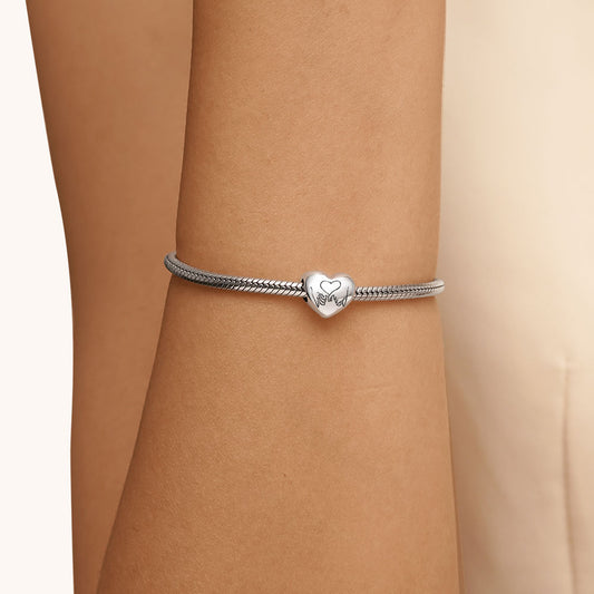 Gnoce "Friends Are Family We Choose" Love Heart Charm_5