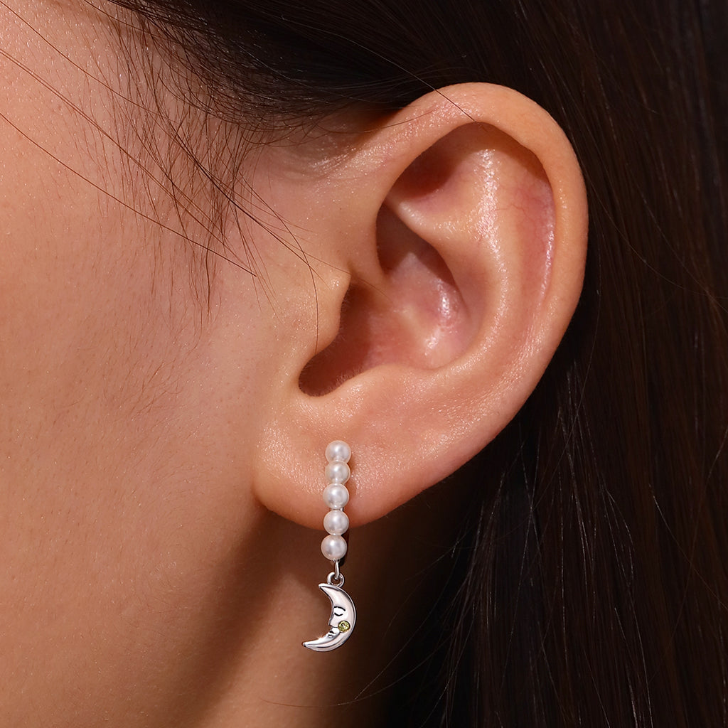 Gnoce Asymmetry Sun & Moon Face Pearl Hoop Earrings_5