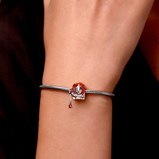 Gnoce Chucky with Bloody Knife Charm_5