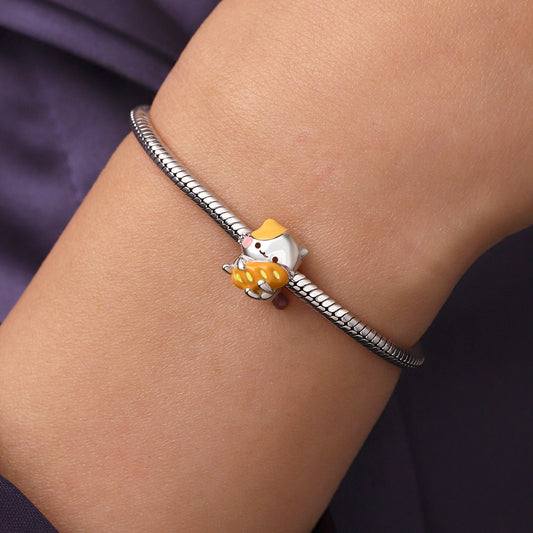 Gnoce Muffin with a Bagust Charm_5