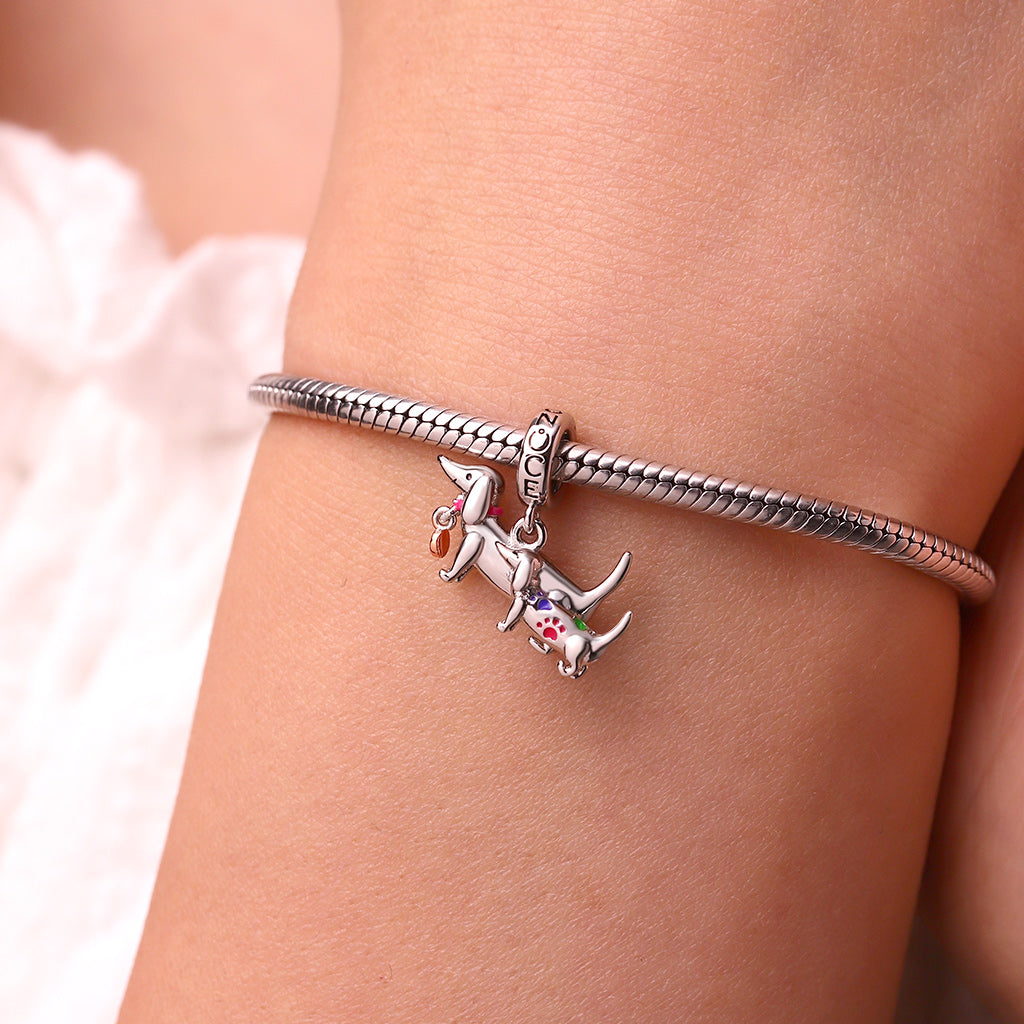 Gnoce Dachshund Mother Child Tender Moment Pendant Dangle Charm_7