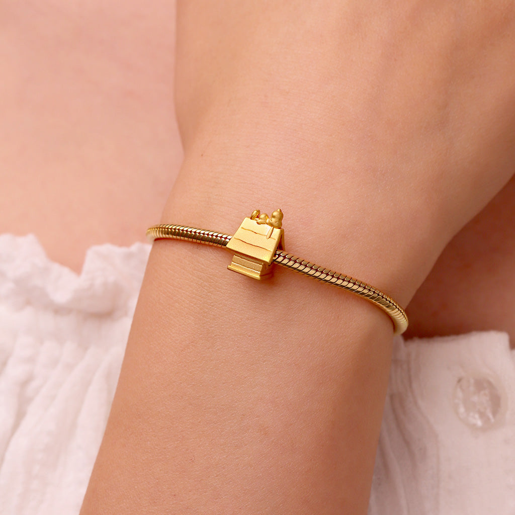 Gnoce 18k Gold Peanuts Snoopy Doghouse Stopper Charm_6