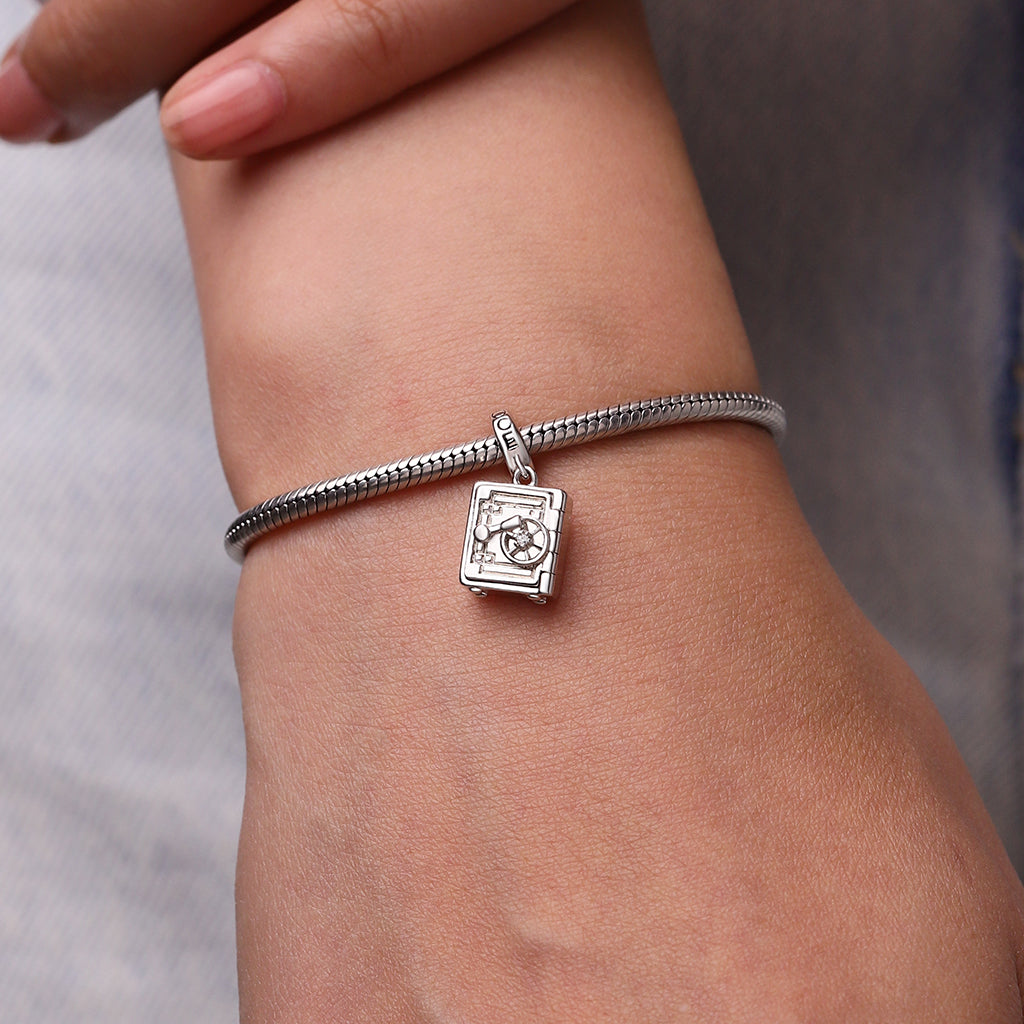 Gnoce Engravable Safe Deposit Box Charm_8