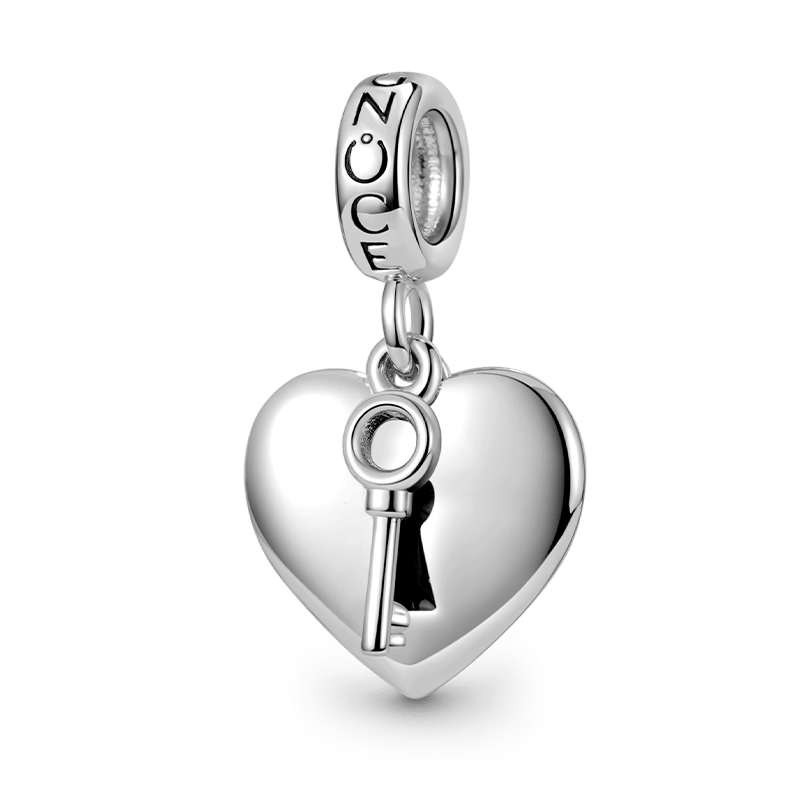 Gnoce Engravable Heart & Key 925 Sterling Silver Pendant_1