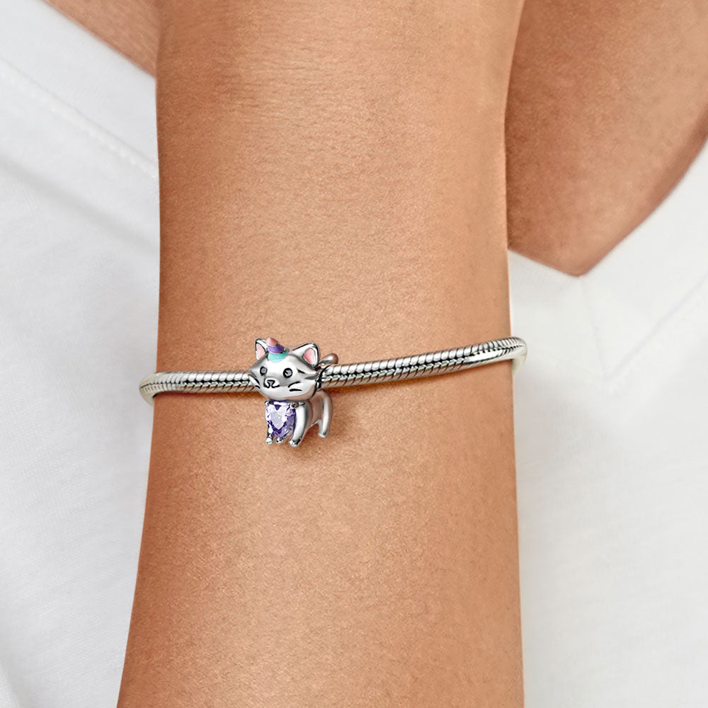 Gnoce Unicorn Cat Embraces Heart Gem Charm_5