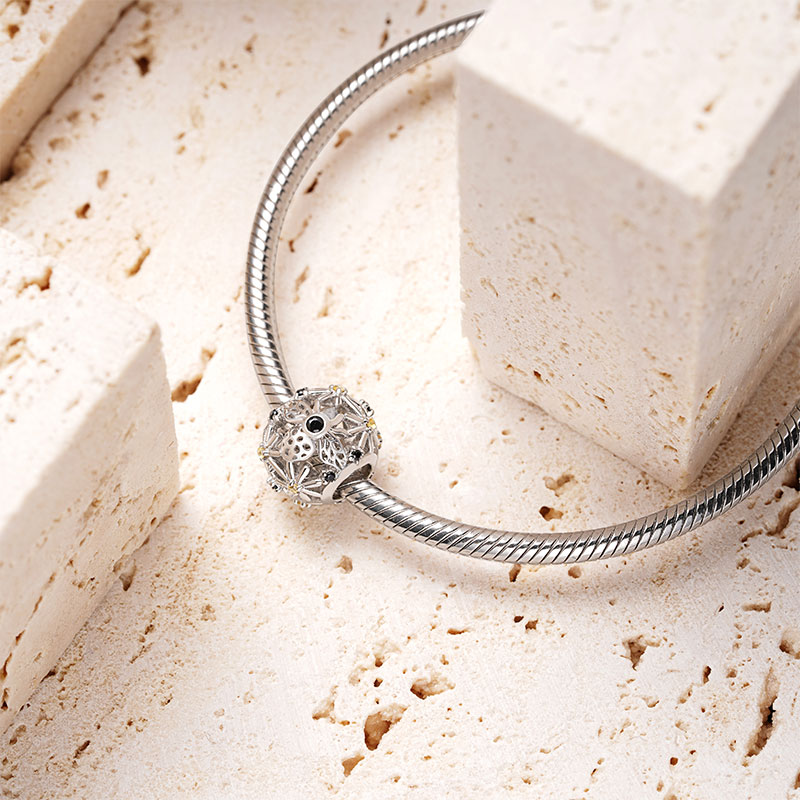 Gnoce Bees & Flowers Fresh Garden Charm_3