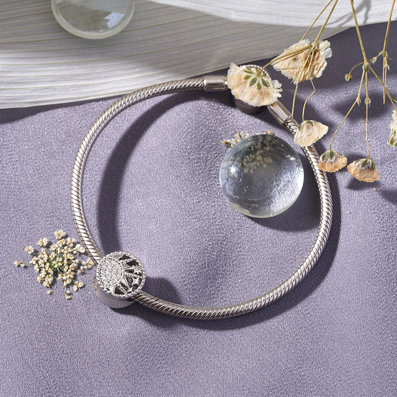 Gnoce Sparkling Sun Charm_3