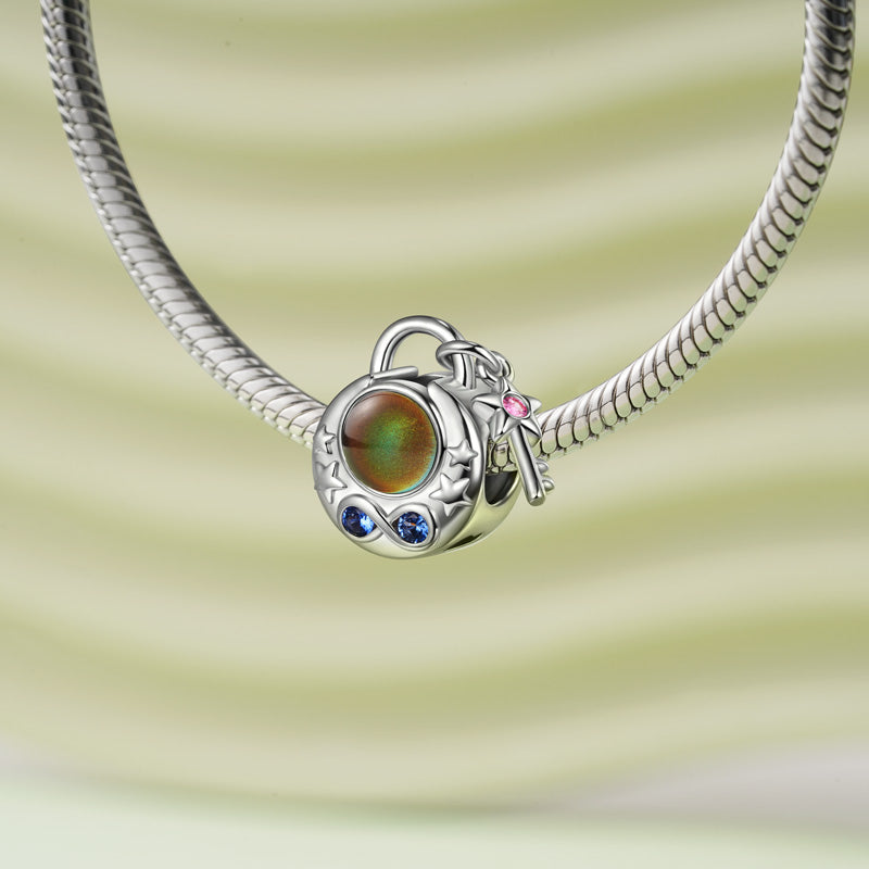 Gnoce Love Key Pendant Dangle Charm_3