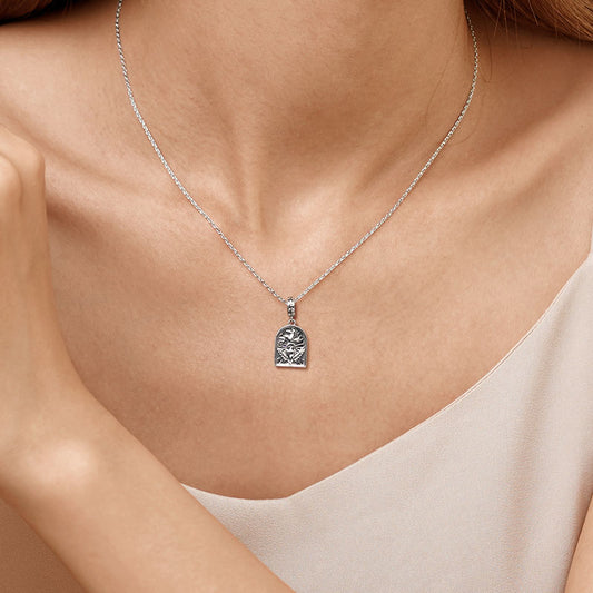 Gnoce Vintage Confirmation Charm_7