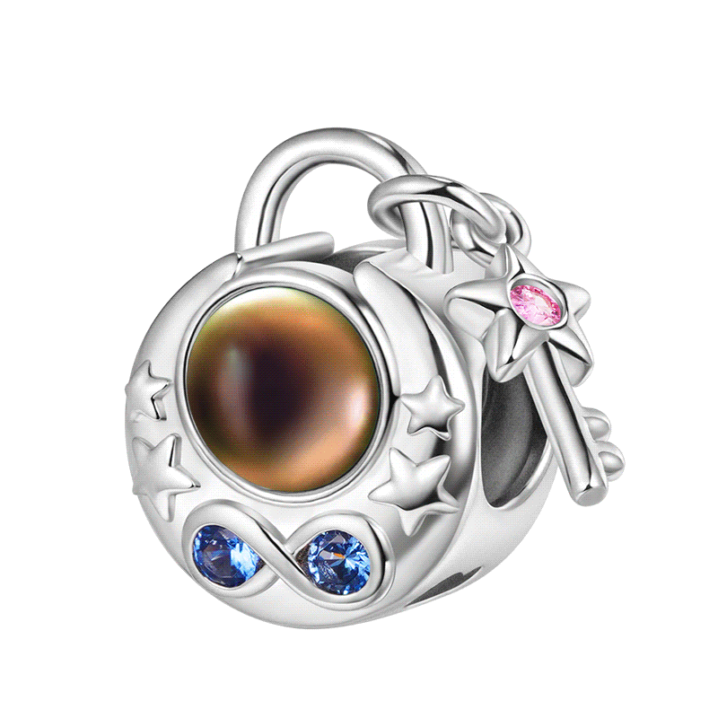 Gnoce Love Key Pendant Dangle Charm_1