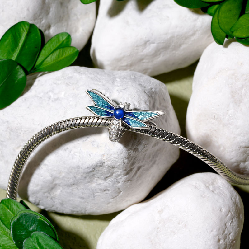 Gnoce Sparkling Dragonfly Charm_2