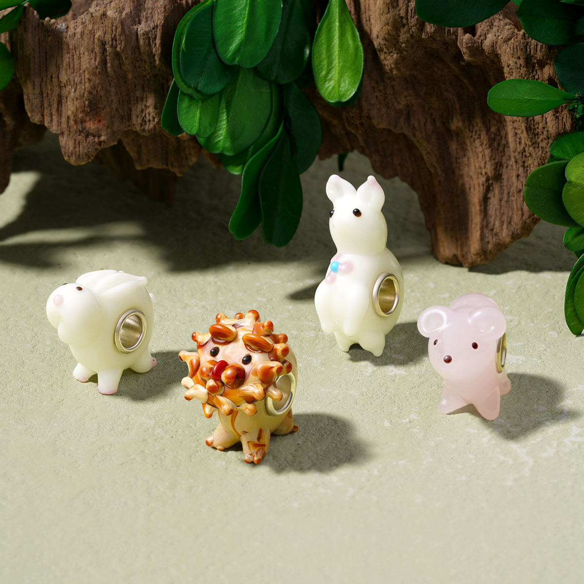 Gnoce Jumping Rabbit Murano Glass Charm_3