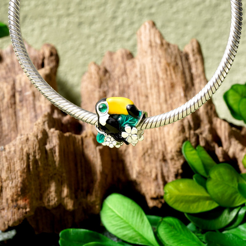 Gnoce Forrest Toucan Charm_2