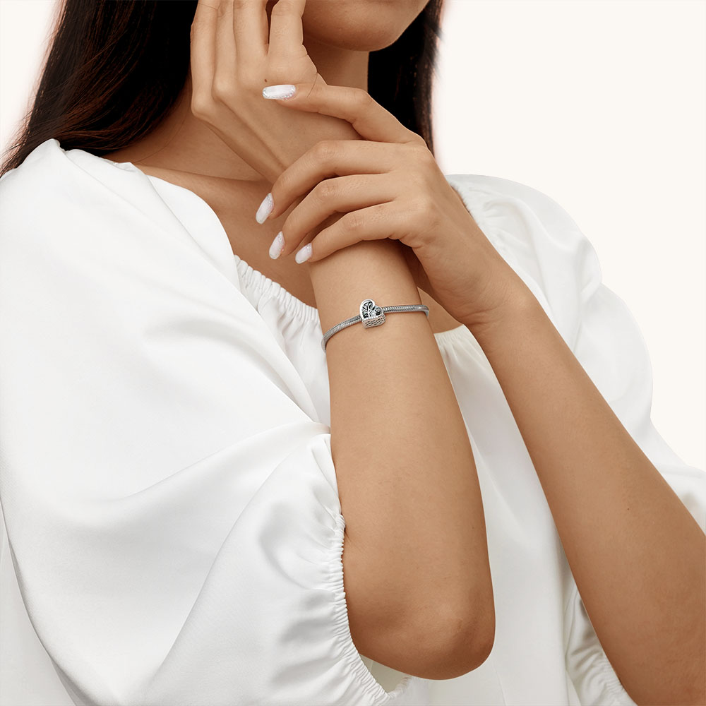 Gnoce Family Tree Heart-shaped Charm_4