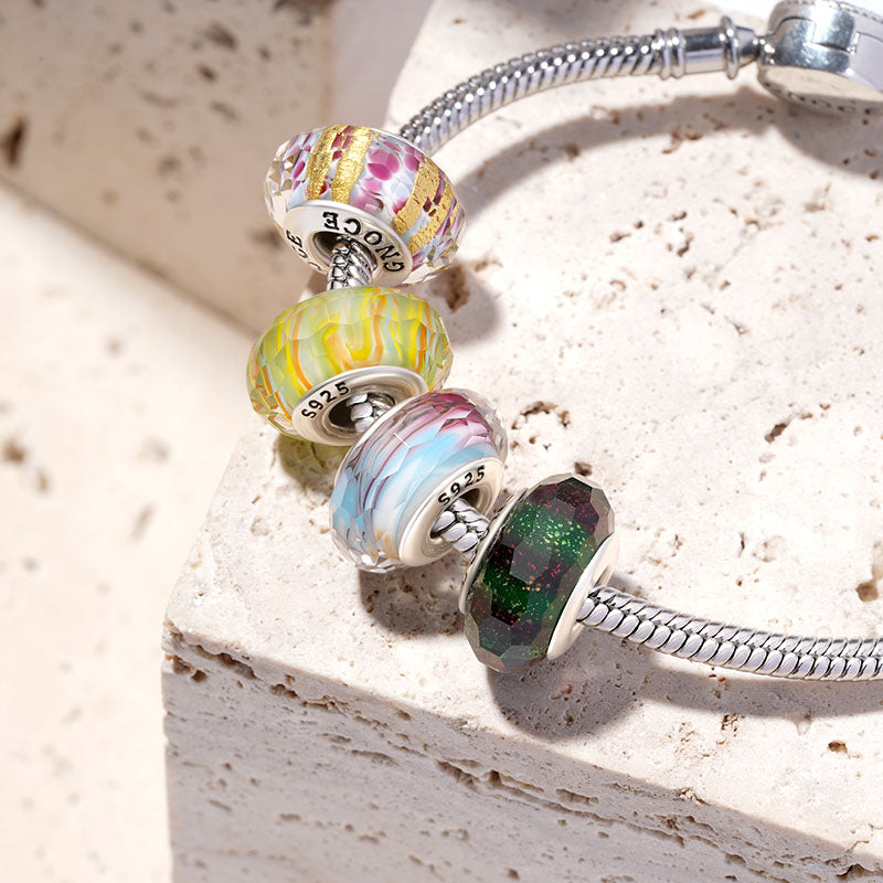 Gnoce Wavy Fancy Red Glass Charm_3