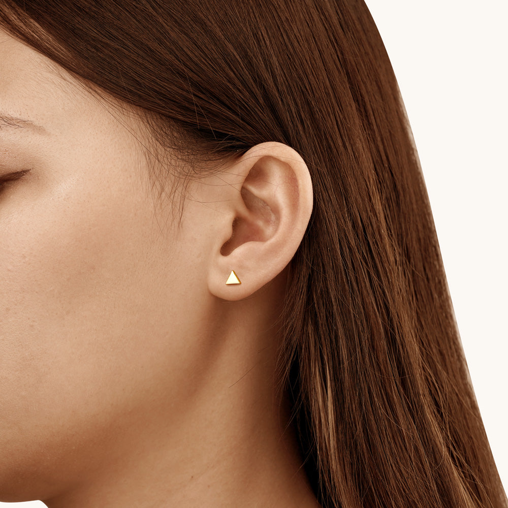 Gnoce Gold Triangle Stud Earrings_4