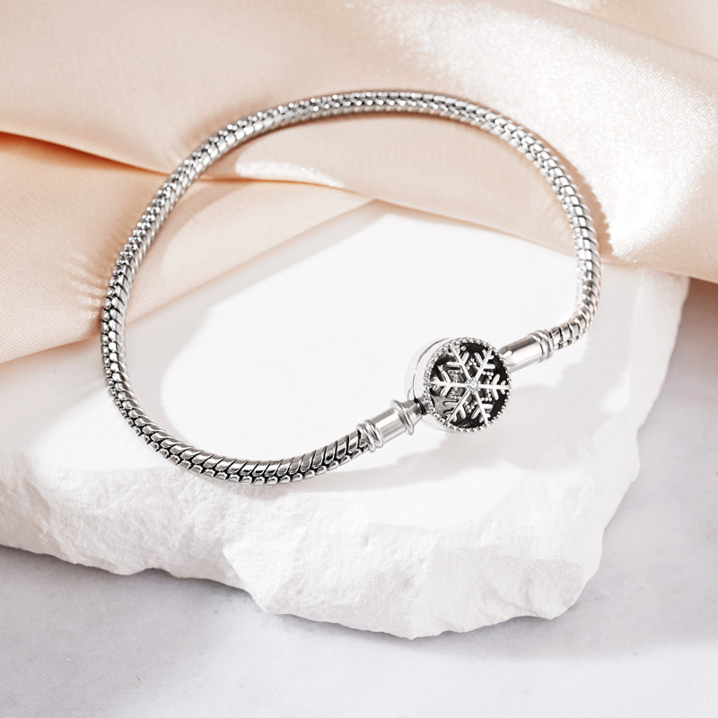 Gnoce White Snowflake Basic Snake Chain Bracelet_3