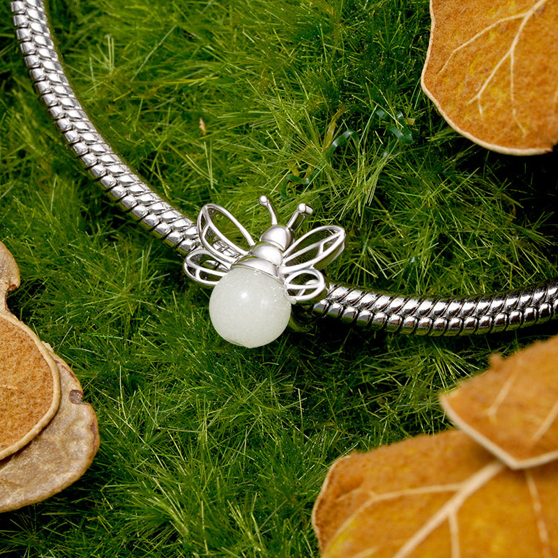 Gnoce Glow in the Dark Bee Charm_4