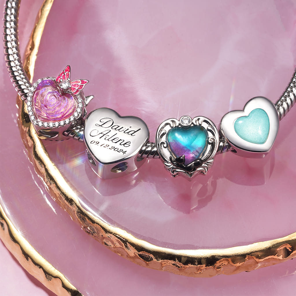 Gnoce "always better together" Heart Glow-in-the-Dark Charm_4