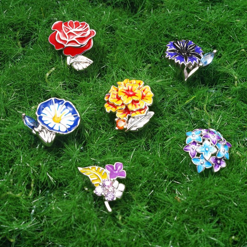 Gnoce Birthday Flower Series Tagetes Erecta Stud Earrings_3