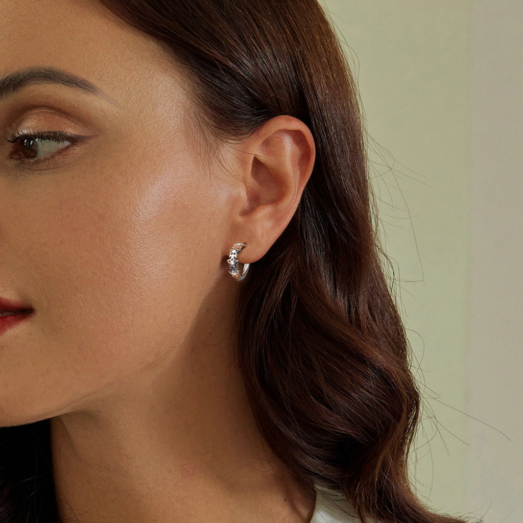 Gnoce Star Huggie Hoop Earrings_3