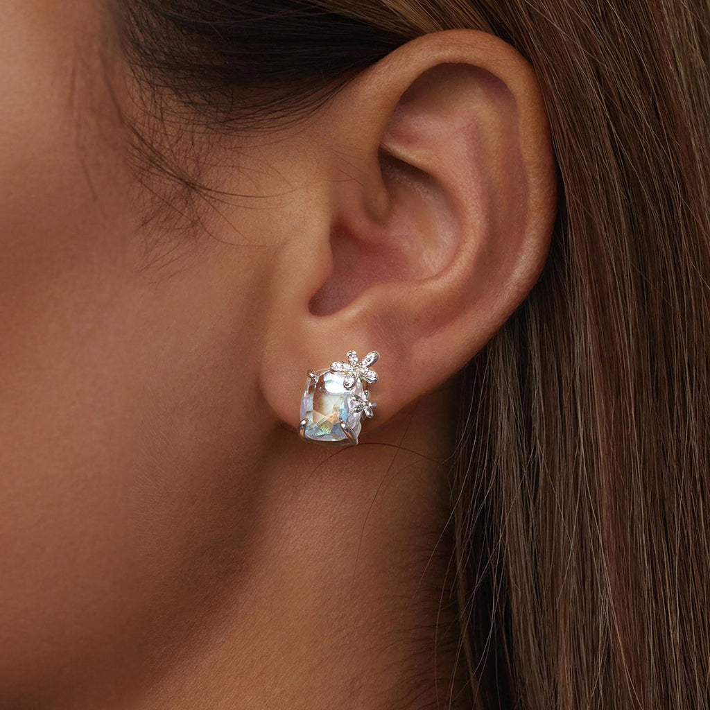 Gnoce Fantasy Flower CZ Stud Earrings_4