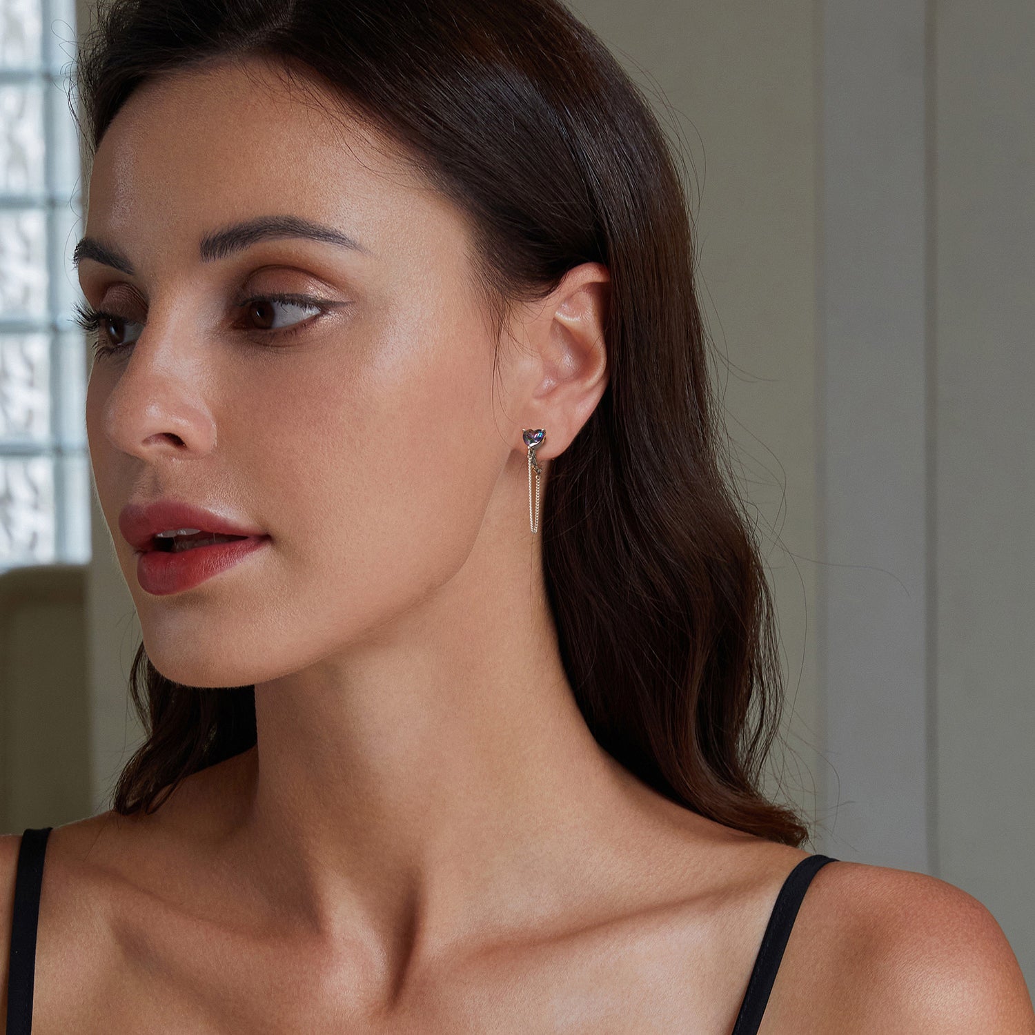 Gnoce Vintage Heart Stud Earrings_3