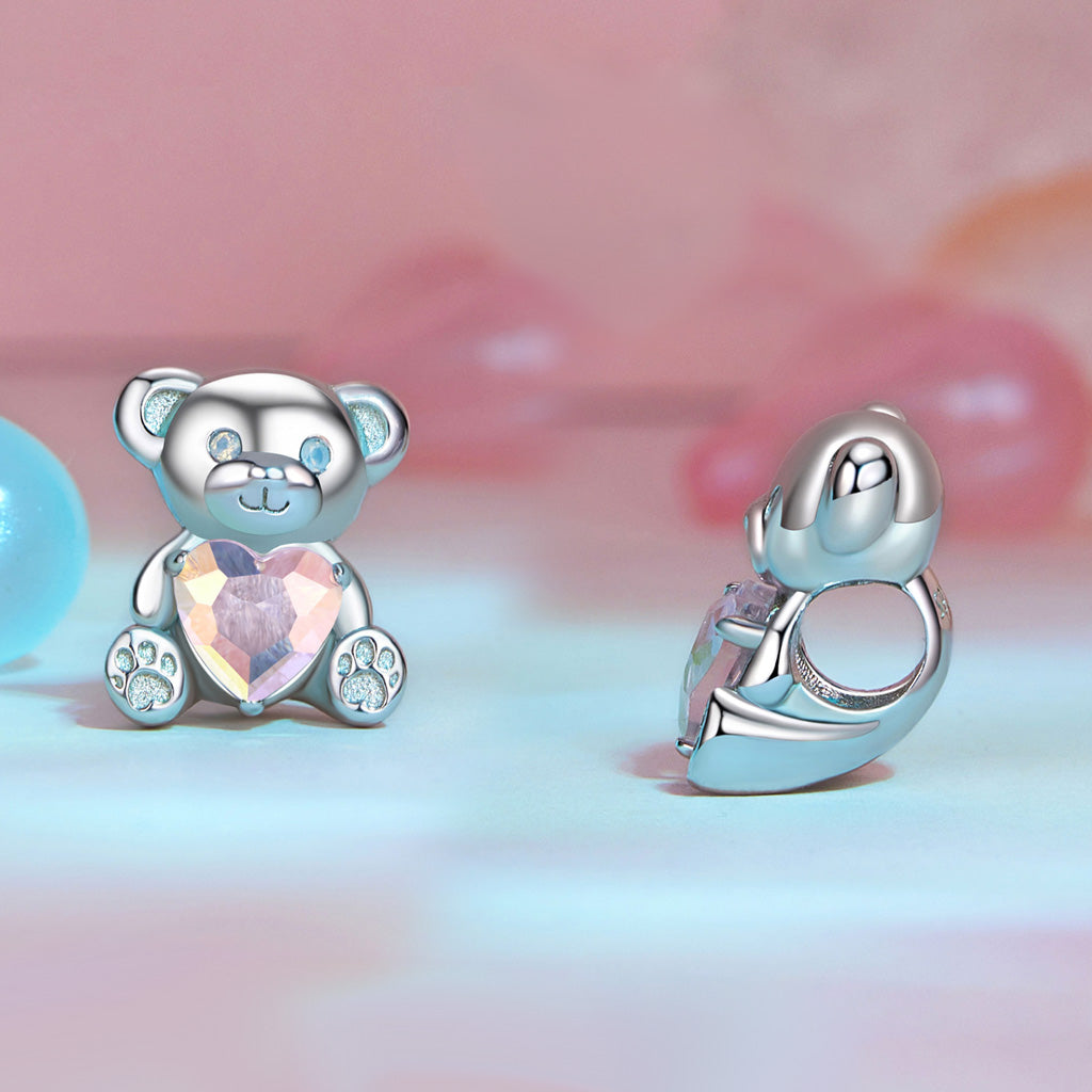 Gnoce "I Love U" Little Bear Embraces Heart Charm_2