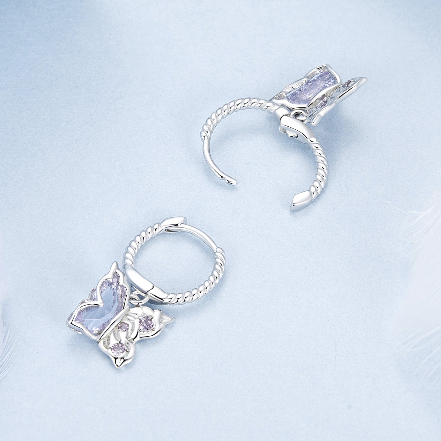 Gnoce Butterfly Hoop Earrings_2