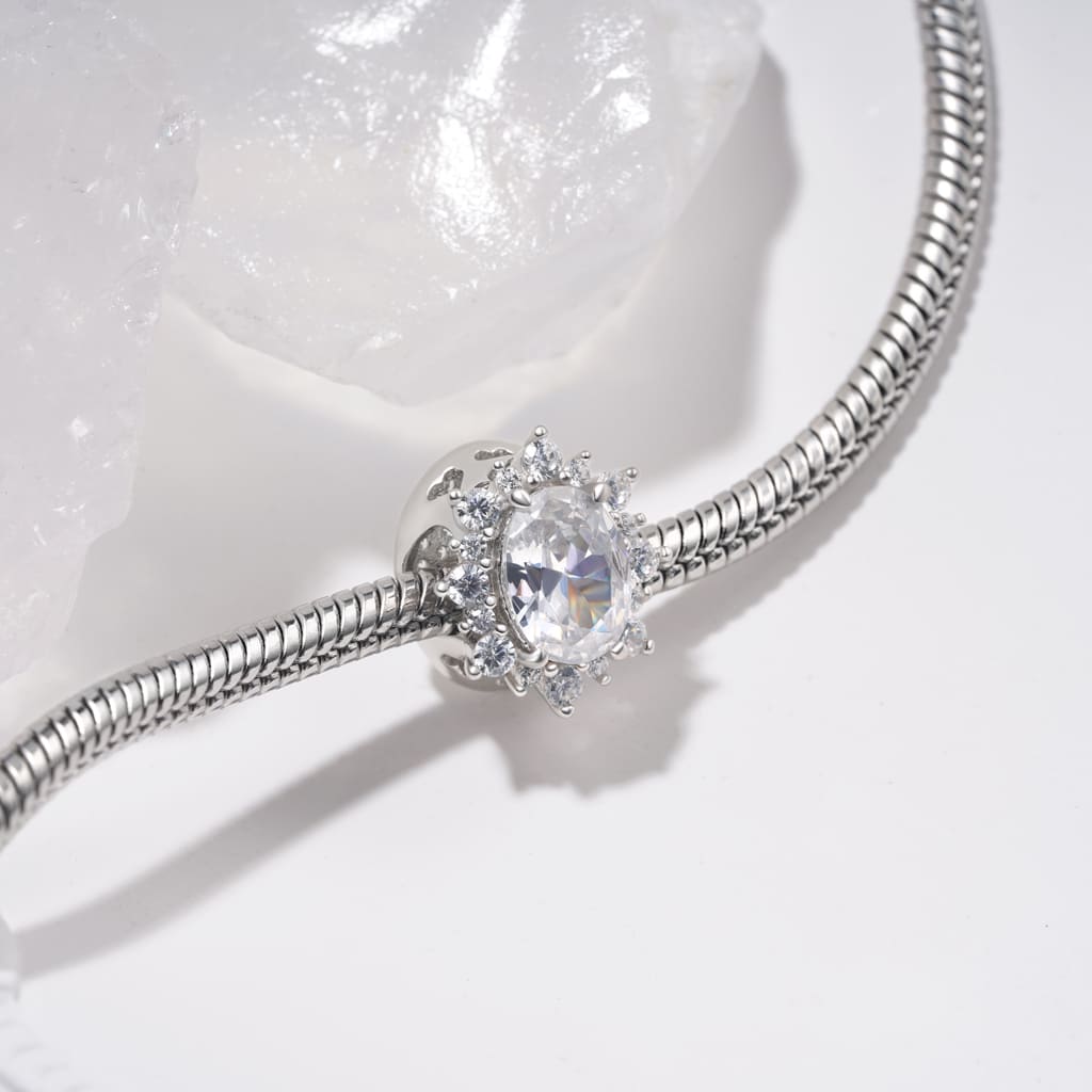 Gnoce Shining Oval Cut Zircon Charm_2
