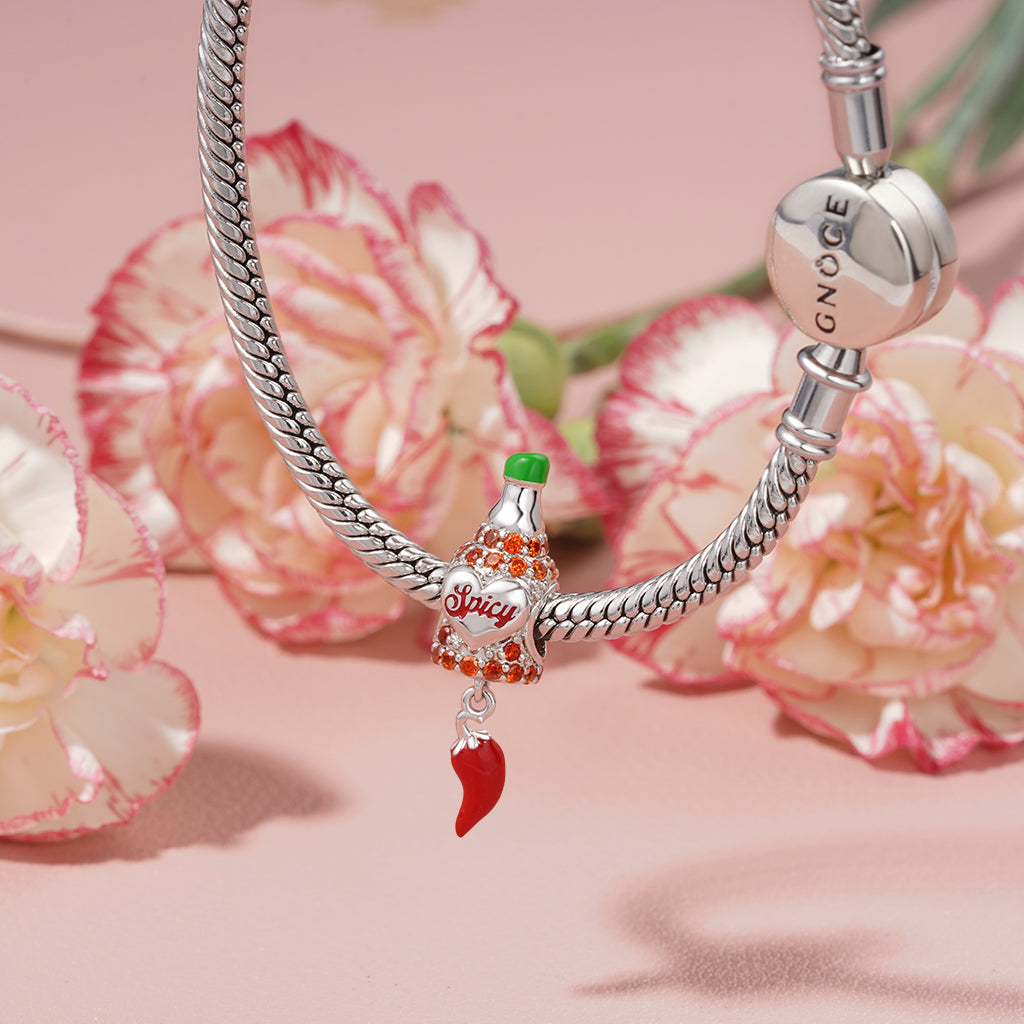 Gnoce Chili Sauce Bottle Charm_3