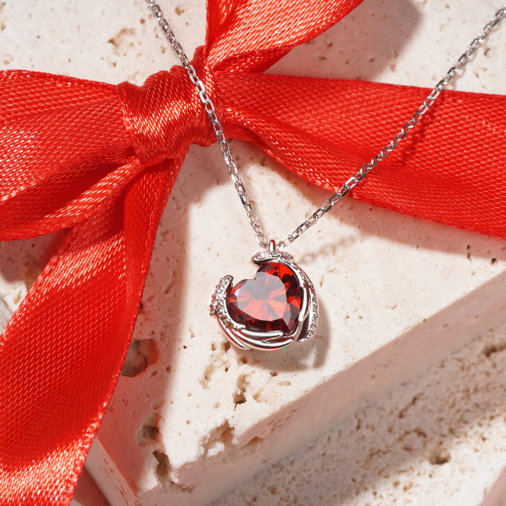 Gnoce Engravable Birthstone Love Heart Wings Necklace_4