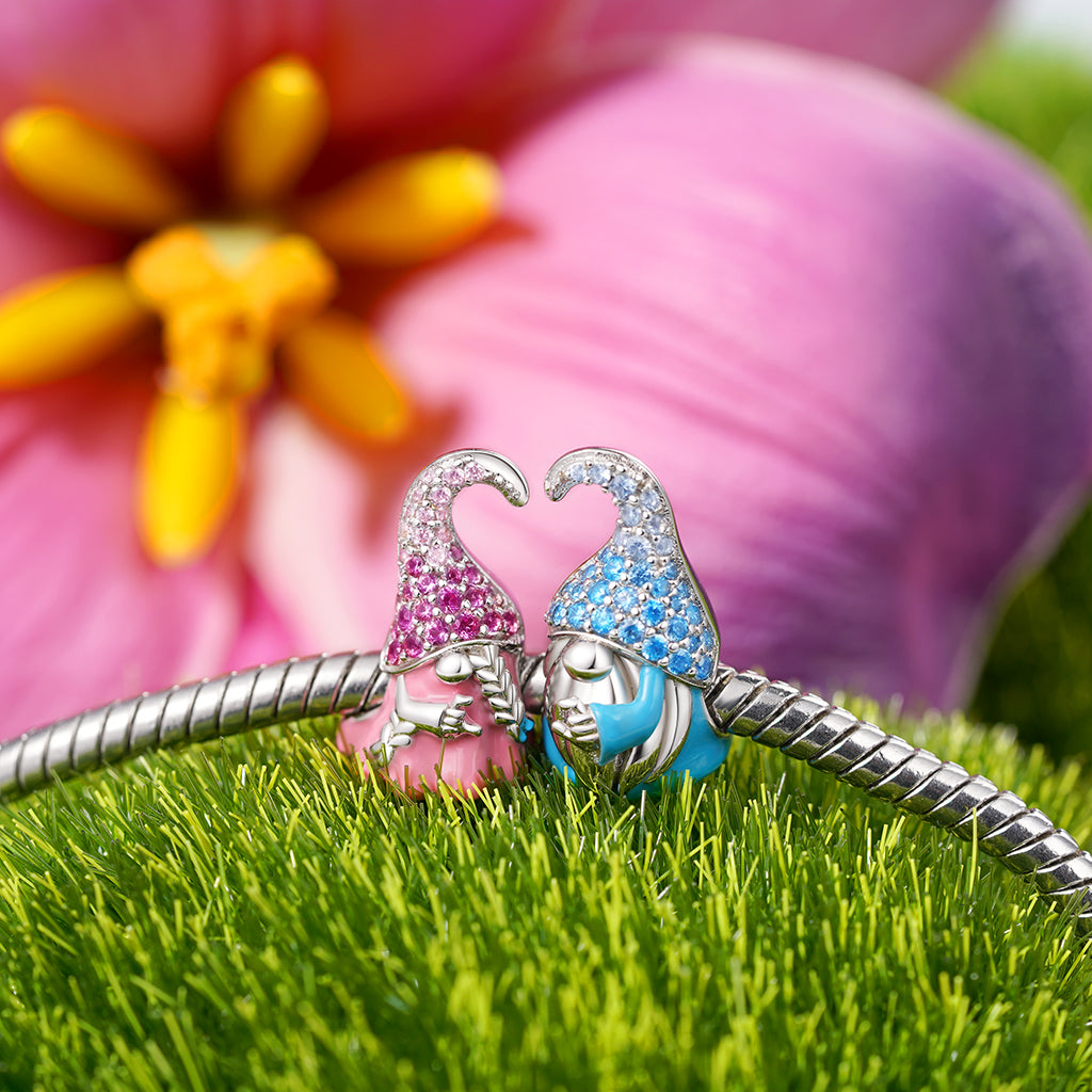 Gnoce Sweet Valentines Day Couple Gnome Boy Love Charm_4