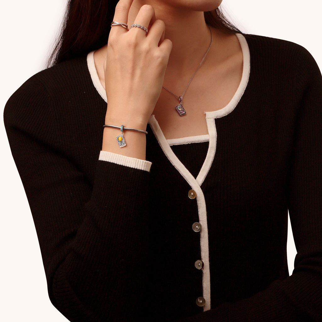 Gnoce Blue Tarot Card Sun Pendant Dangle Charm_4