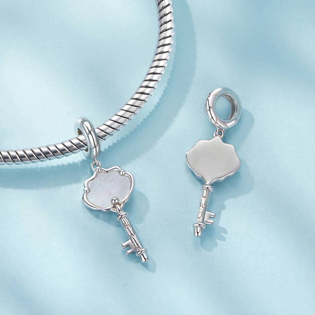 Gnoce Shell Key Pendant Dangle Charm_2