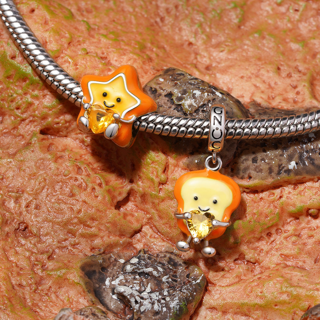 Gnoce Fun Toast Slices Embraces Love Charm_4