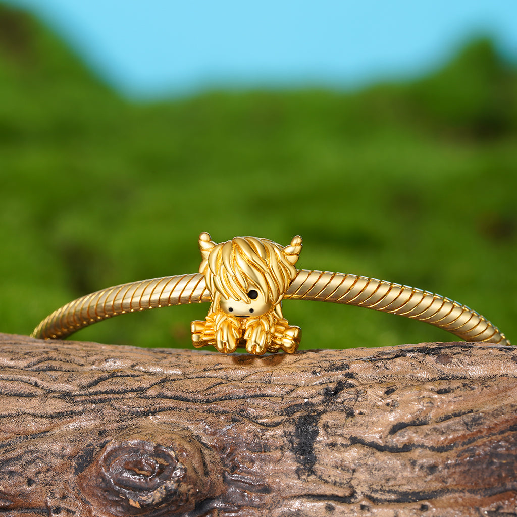 Gnoce 18K Solid Gold Scottish Highland Cow Charm_3