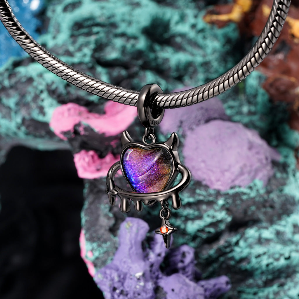 Gnoce Sweet Cool Heart of the Devil Pendant Dangle Charm_3