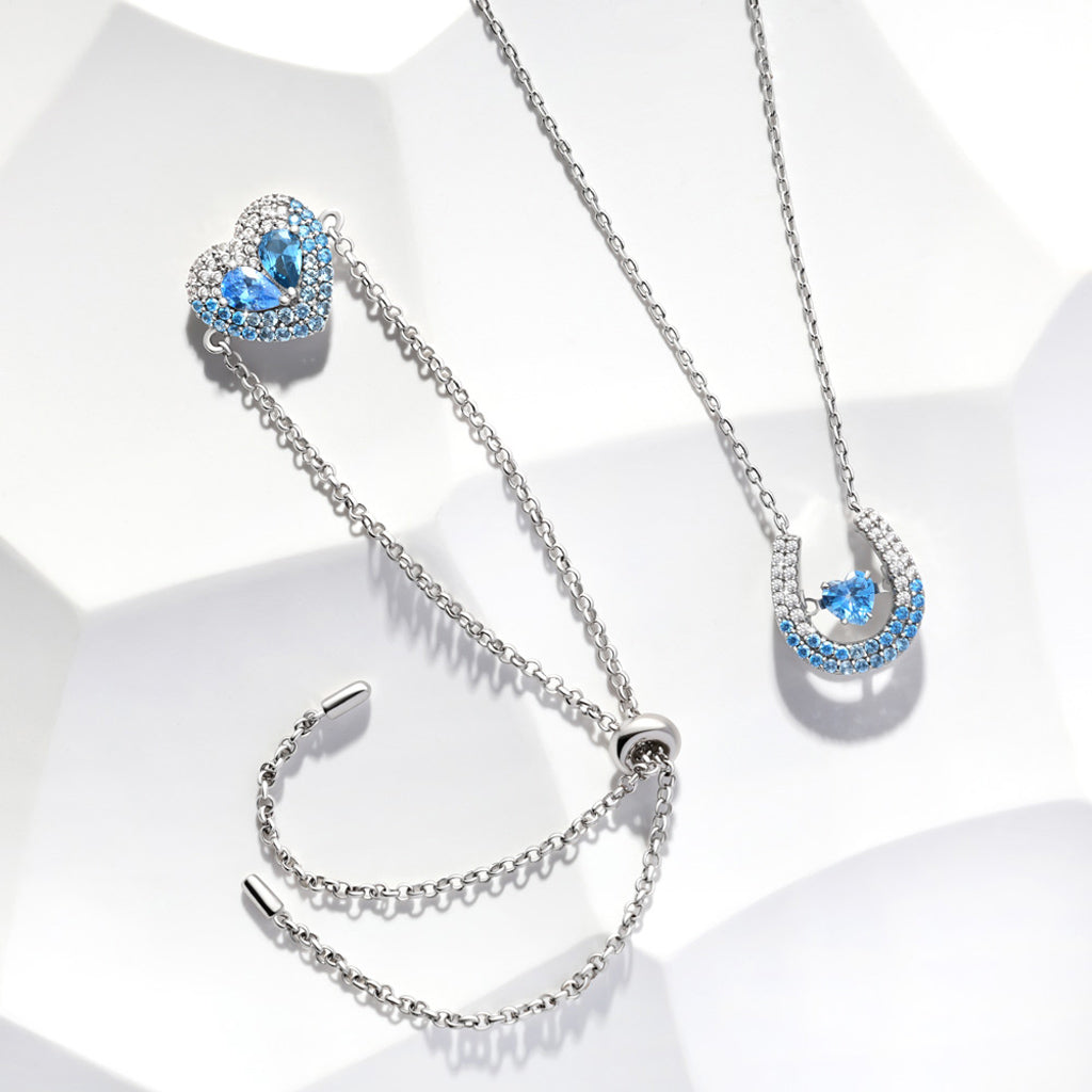 Gnoce Sparkling Pavé Horseshoe Dancing Pendant Necklace_5