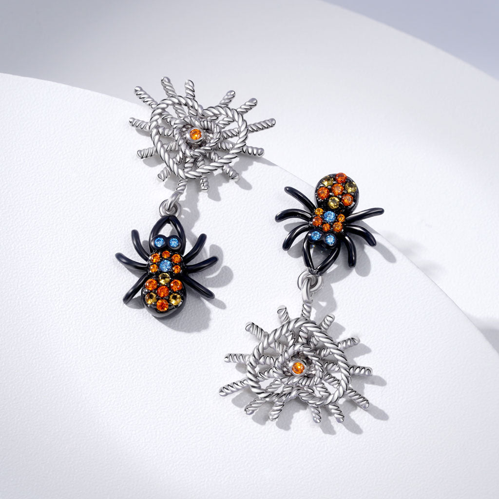 Gnoce Mismatched Spider & Heart Net Drop Earrings_2