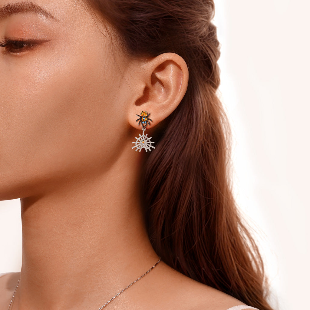 Gnoce Mismatched Spider & Heart Net Drop Earrings_3