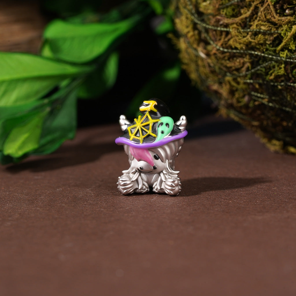 Gnoce Highland Cow Wearing Witch Hat Halloween Charm_3