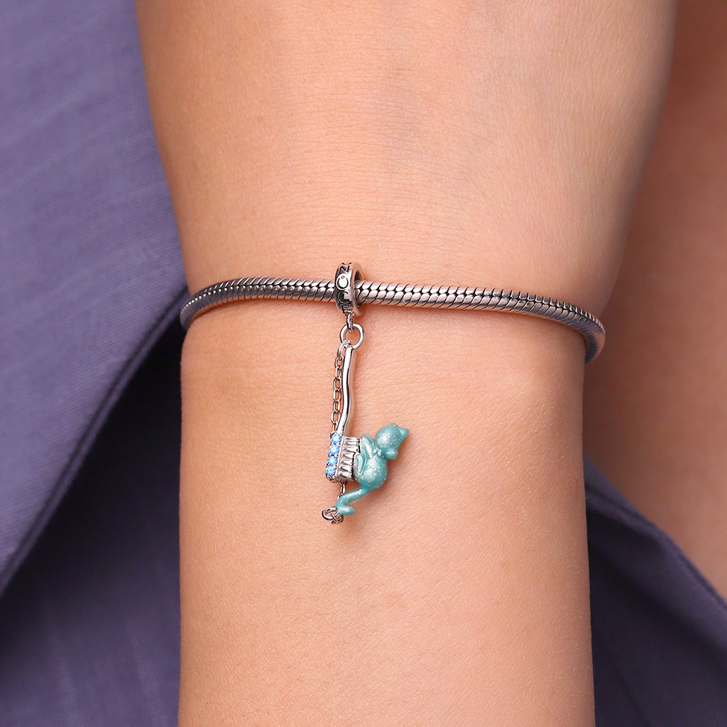 Gnoce Cute Glow-in-the-Dark Cat Toothpaste Toothbrush Pendant Dangle Charm_6