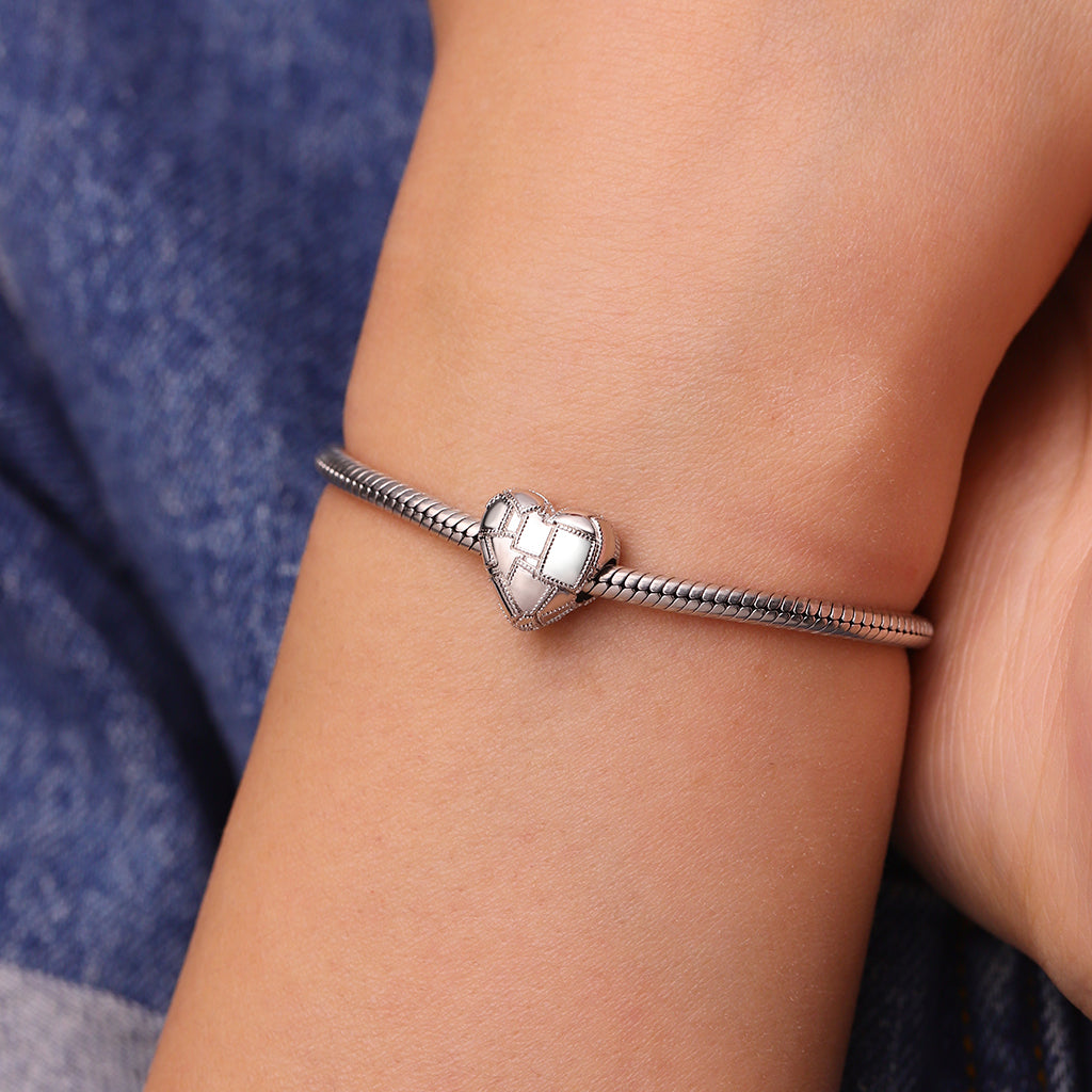 Gnoce Metallic Silver Texture Splicing Heart Charm_5