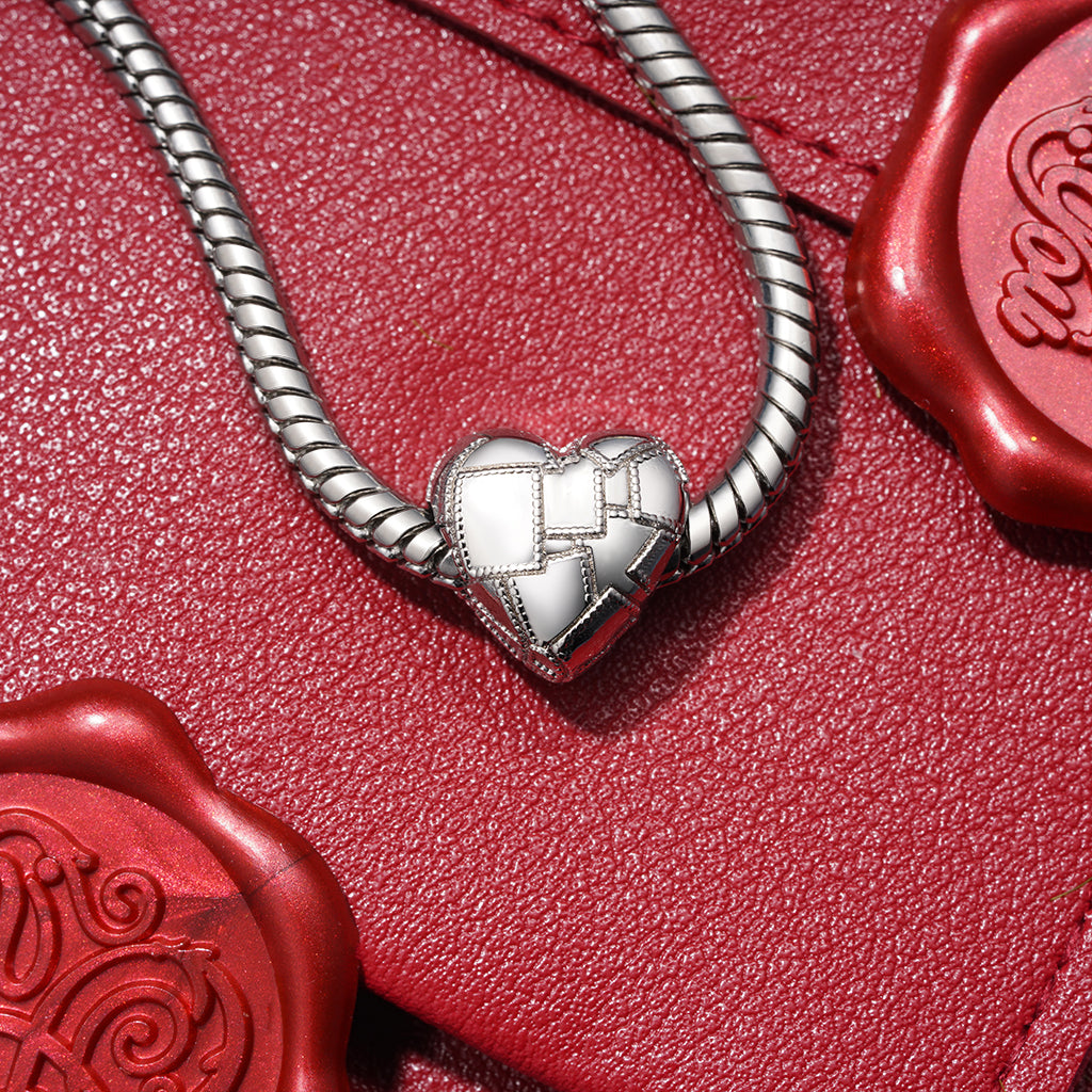 Gnoce Metallic Silver Texture Splicing Heart Charm_3