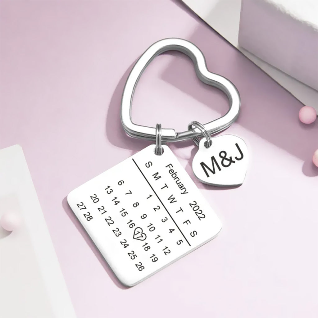 Gnoce Custom Engraved Calendar Heart Keychain_2